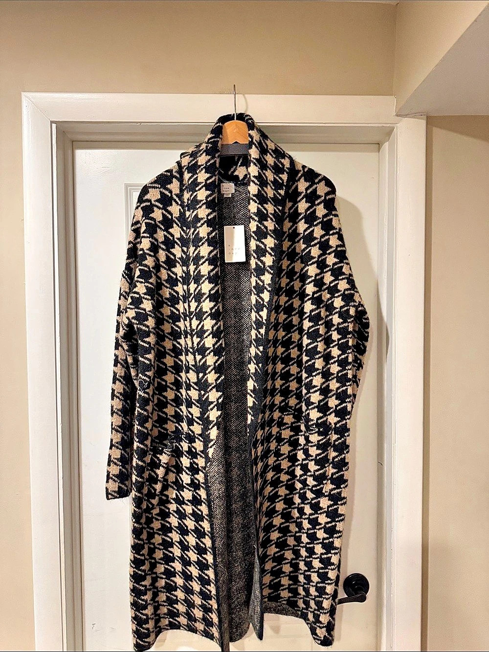 A New Day Houndstooth Long Cardigan in Black & Beige Size Xl/XXL NWT